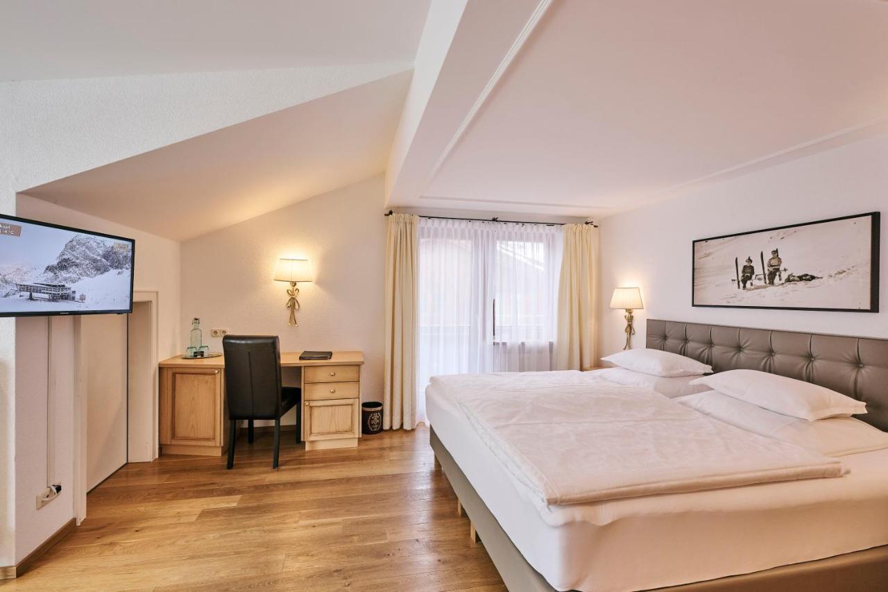 לך אם ארלברג Hotel Garni Sursilva מראה חיצוני תמונה
