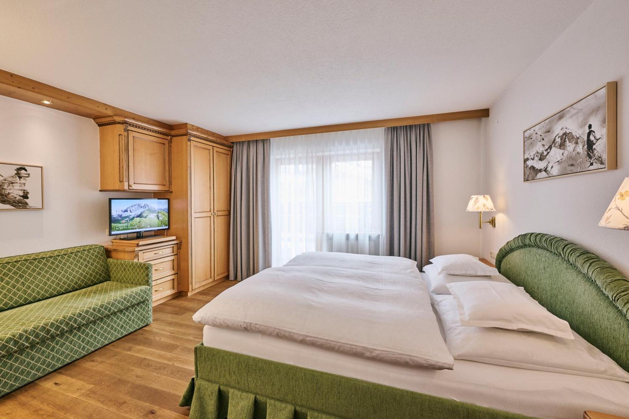 לך אם ארלברג Hotel Garni Sursilva מראה חיצוני תמונה