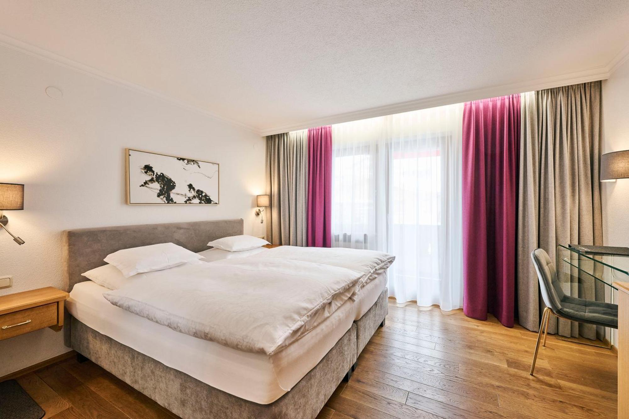 לך אם ארלברג Hotel Garni Sursilva מראה חיצוני תמונה