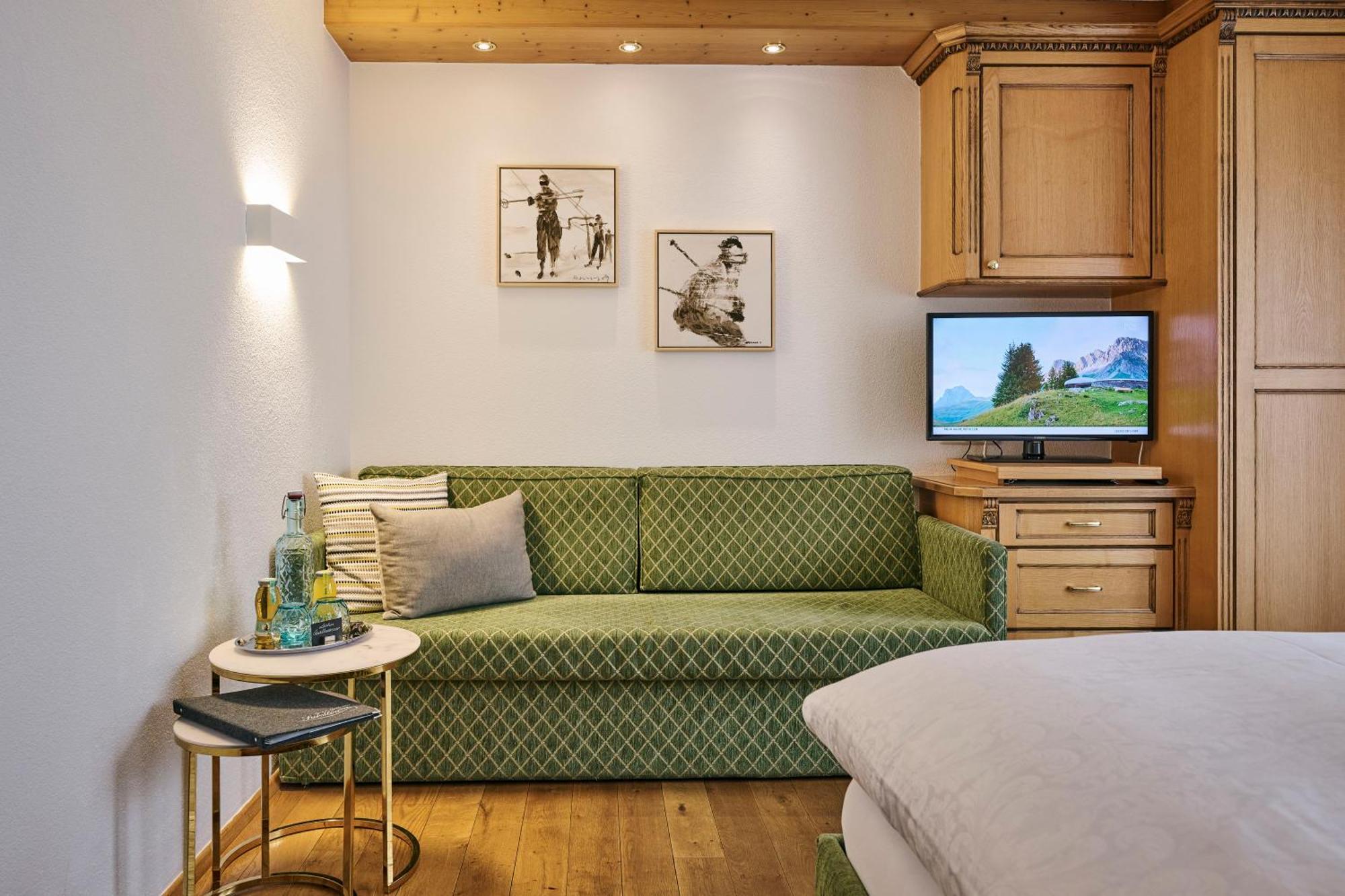 לך אם ארלברג Hotel Garni Sursilva מראה חיצוני תמונה
