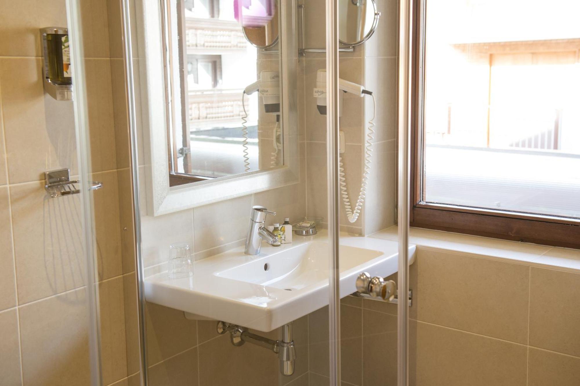 לך אם ארלברג Hotel Garni Sursilva חדר תמונה